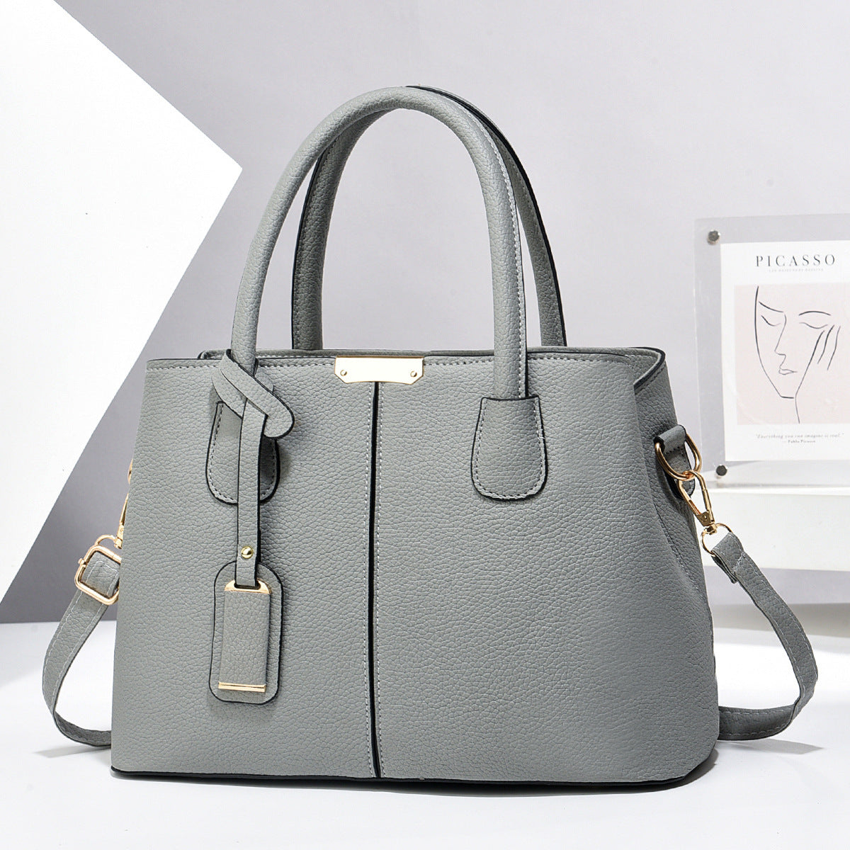 Fashion Large Capacity Shoulder Messenger Bag