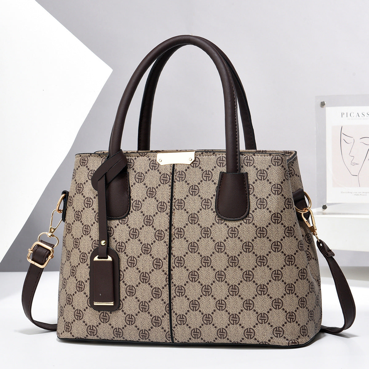 Fashion Large Capacity Shoulder Messenger Bag