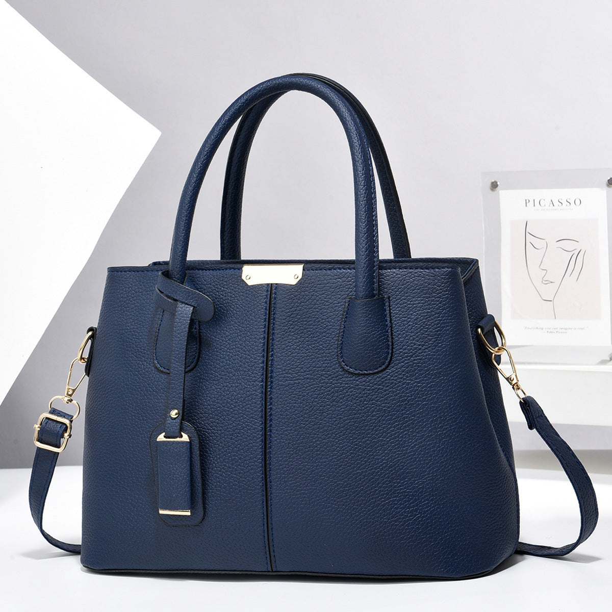 Fashion Large Capacity Shoulder Messenger Bag
